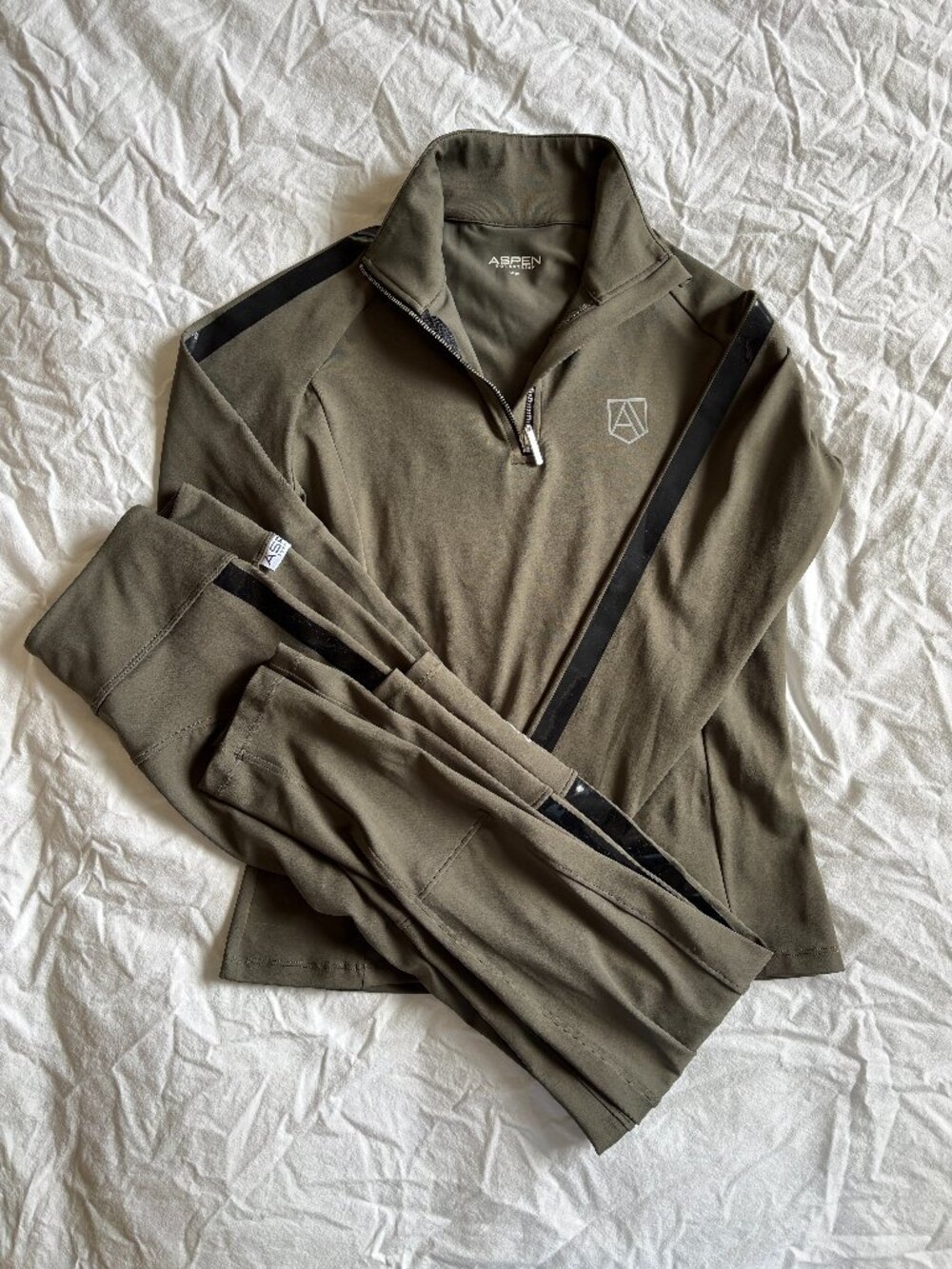 Aspen Equestrian Olive Green Riding Set Size Large